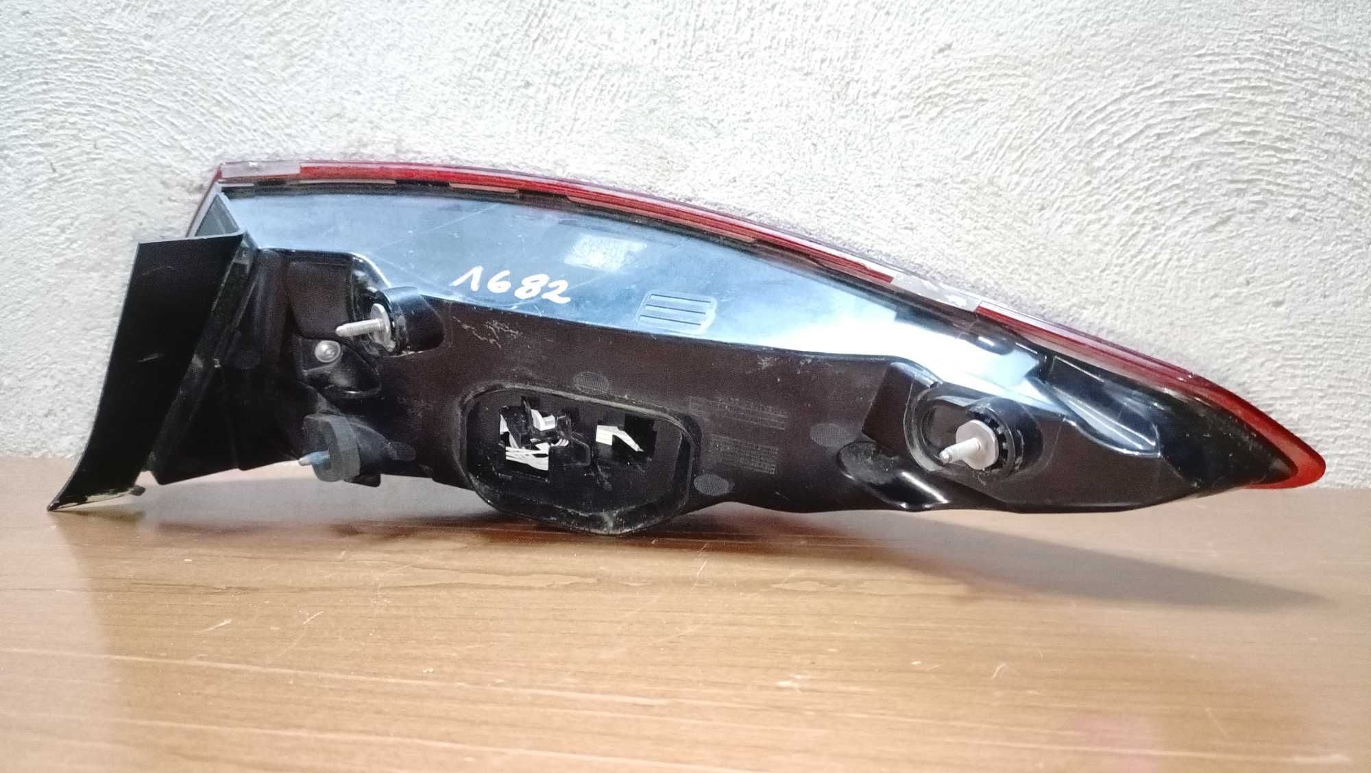 Mercedes E-klasa W207 Lift Lampa LED tył lewa