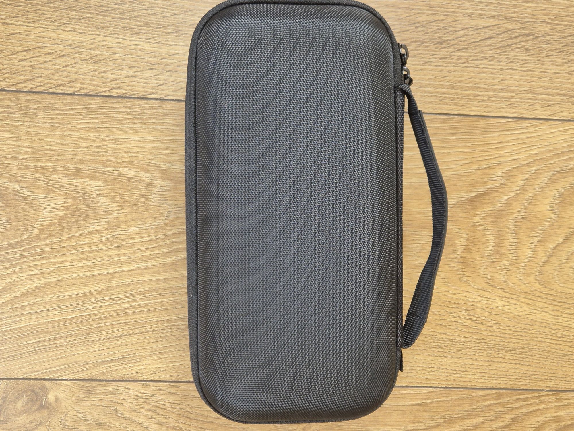 Konsola Nintendo Switch OLED White + etui