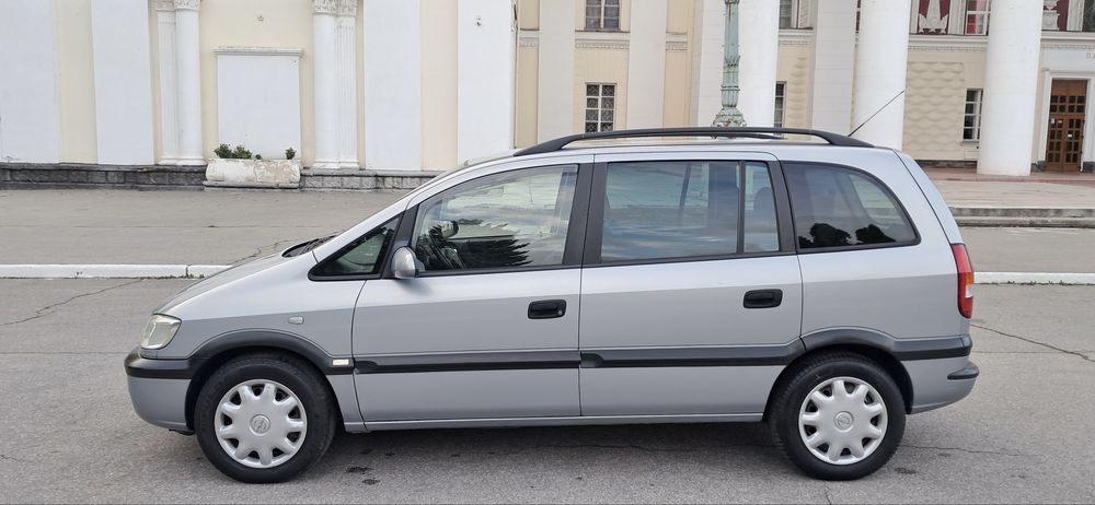 Opel Zafira 2005
