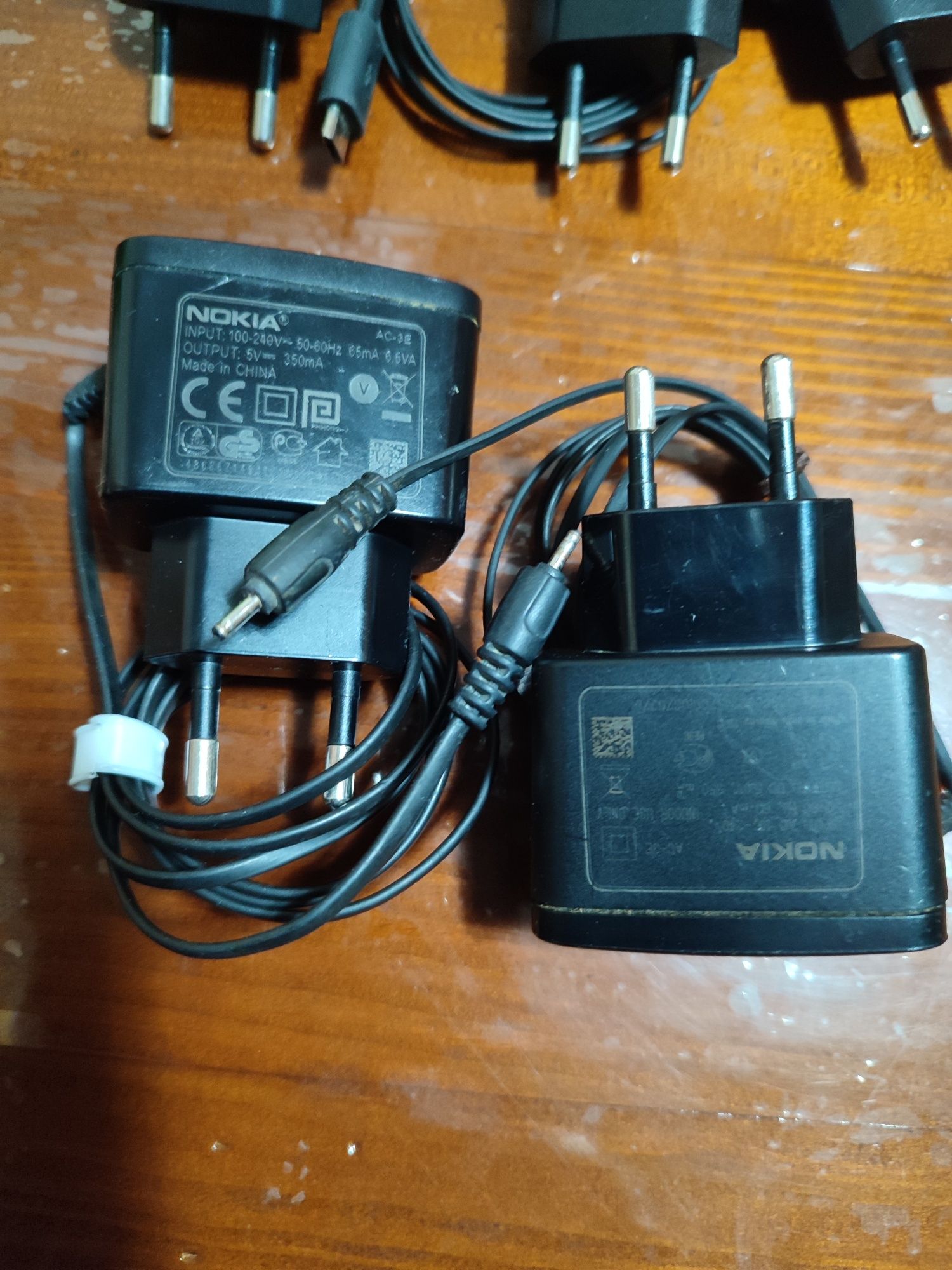 Зарядка ,блок питания ,разъем микро usb