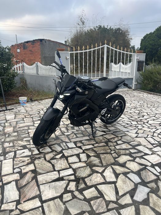 Yamaha MT 125 c/escape