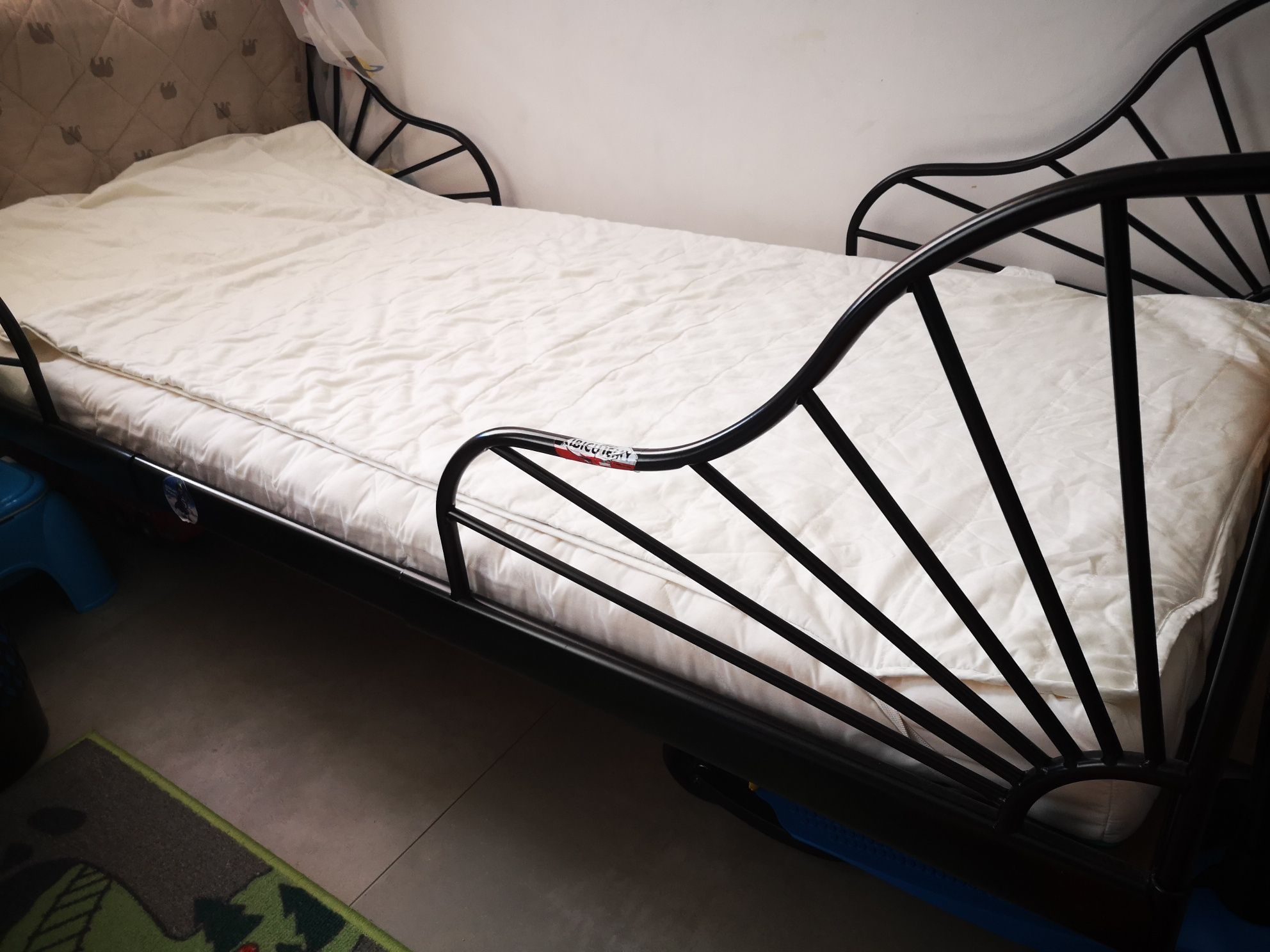 Łóżko dziecięce Ikea Minnen+ 3 częściowy materac