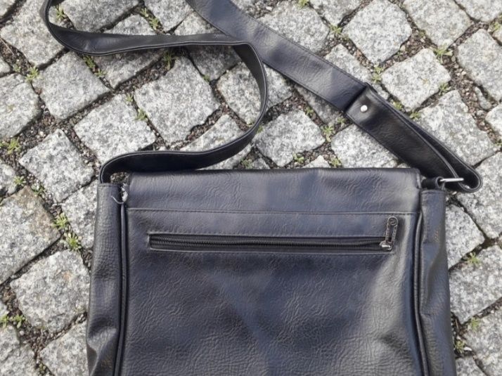 Torebka listonoszka czarna z skóry ekologicznej