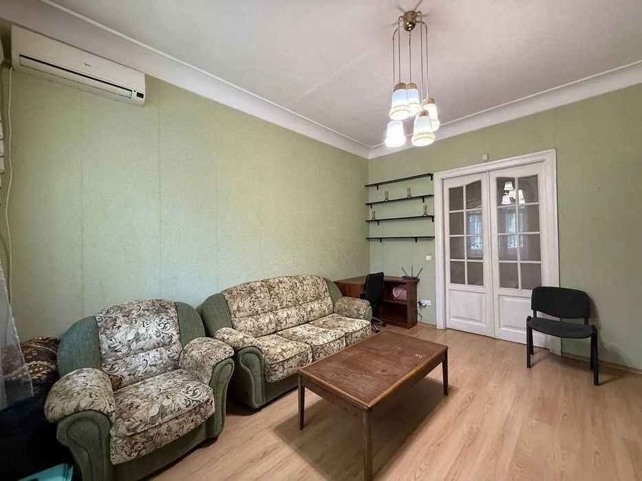 Продаж 2к квартири з кам.ремонтом у центральному р-н