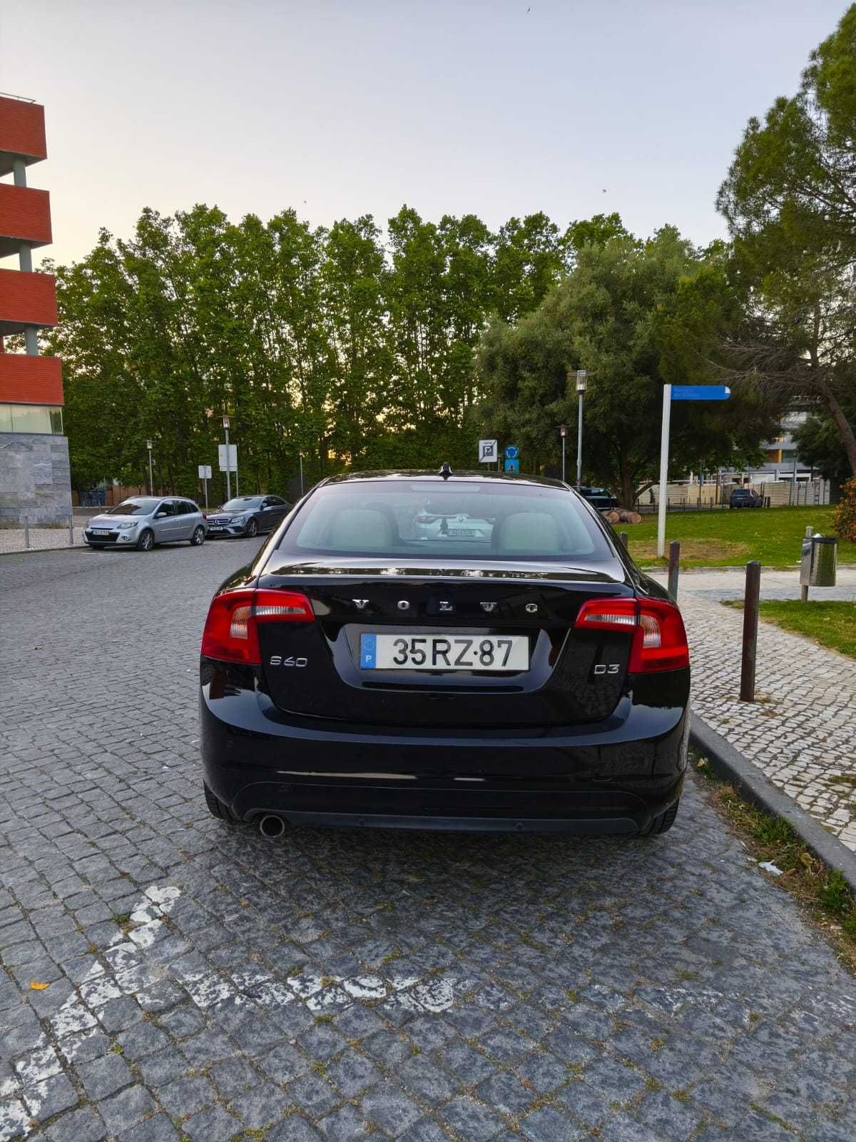 Volvo S60 2.0 D3 Momentum | Ótimo Estado
