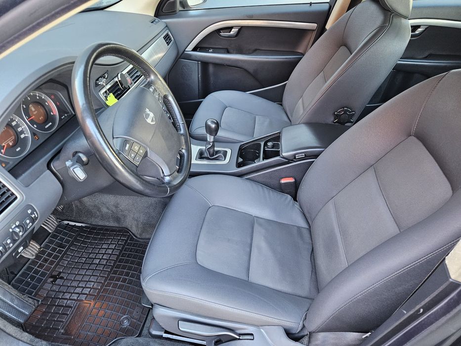 Volvo V70 III 2008r 2.0 d hdi 136KM