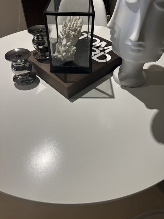 Mesa de jantar redonda