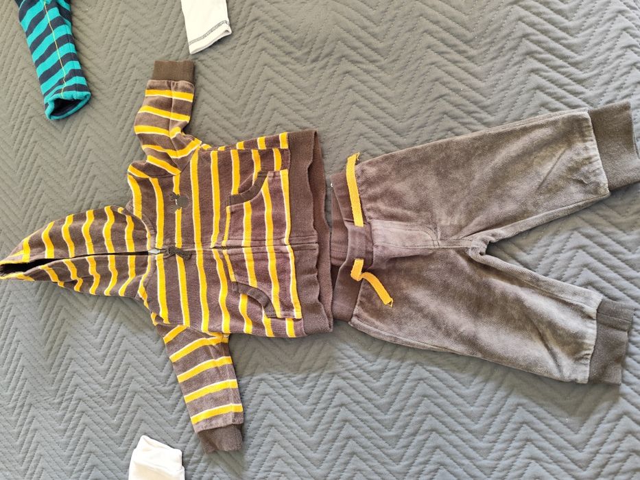 Conjuntos bebé calça casaco 3-6 meses