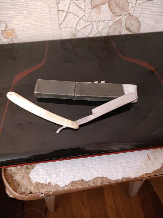 Опасна бритва станок