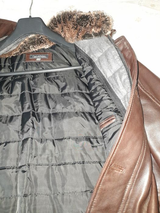 Casaco de homem em pele genuína