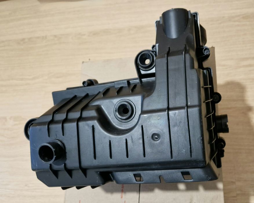 Tiguan USA 2018-2024: корпус фільтра повітряного