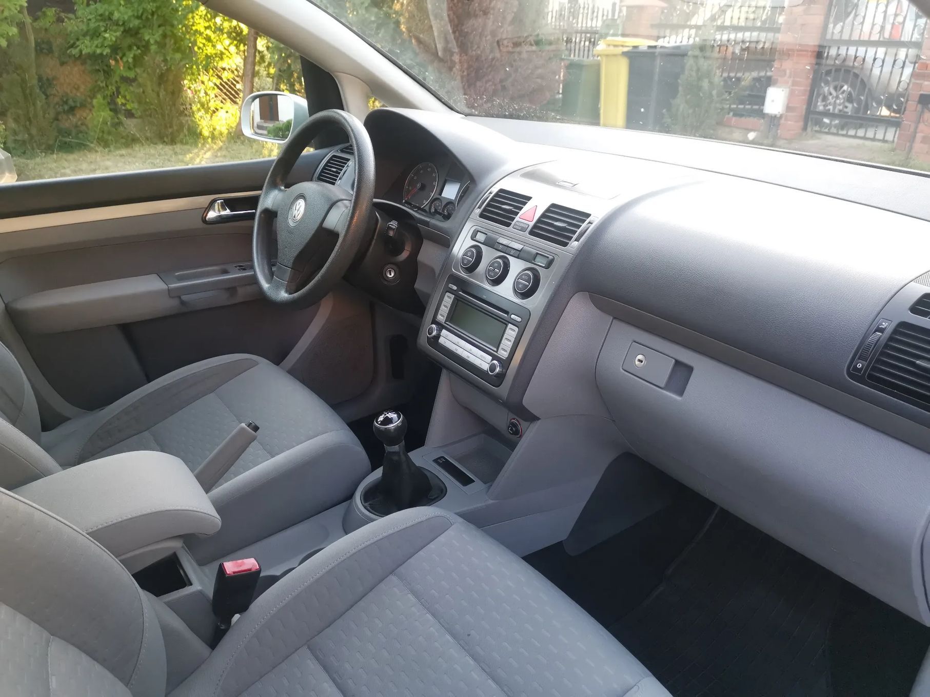 Volkswagen Touran 1.6_Mpi_Lpg_Stag_7_Osobowy