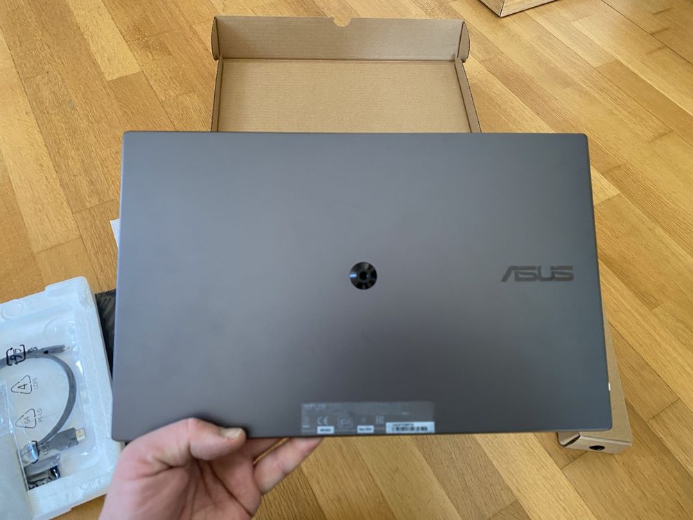 ASUS Zen Screen Przenosny Monitor MB16AH Dodatkowy Monitor Nowy