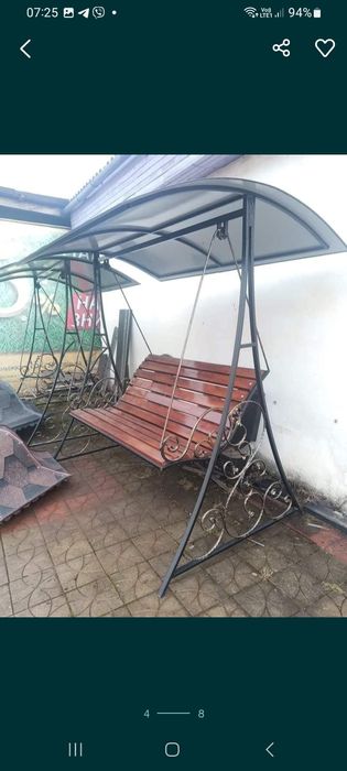 Ковані садові гойдалки