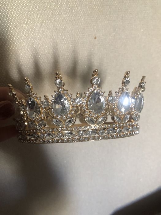 Корона на торт, оренда Коростишів