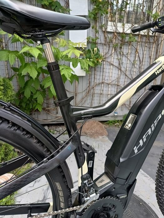 Електровелосипед Haibike Yamaha Air 29 с зарядним пристріем