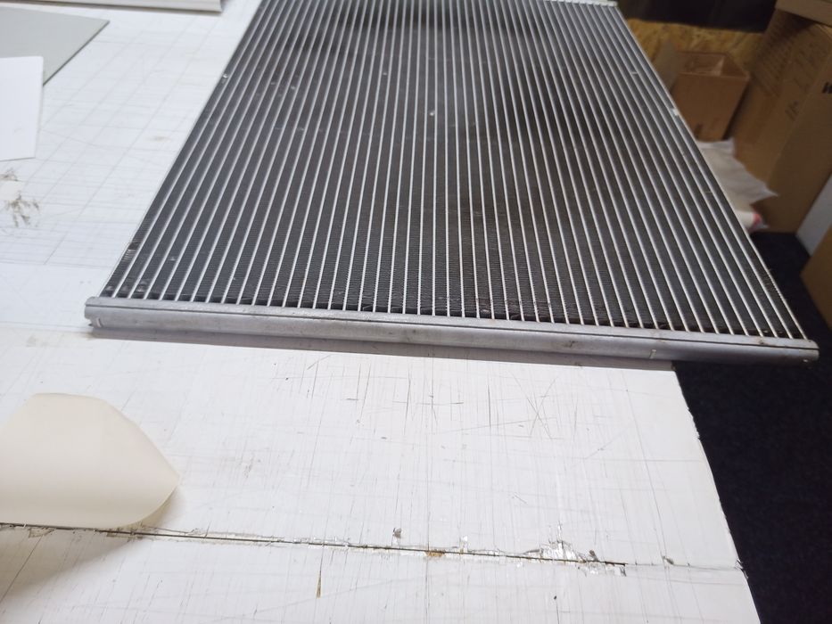 Радіатор кондиціонера Cadillac Lyriq