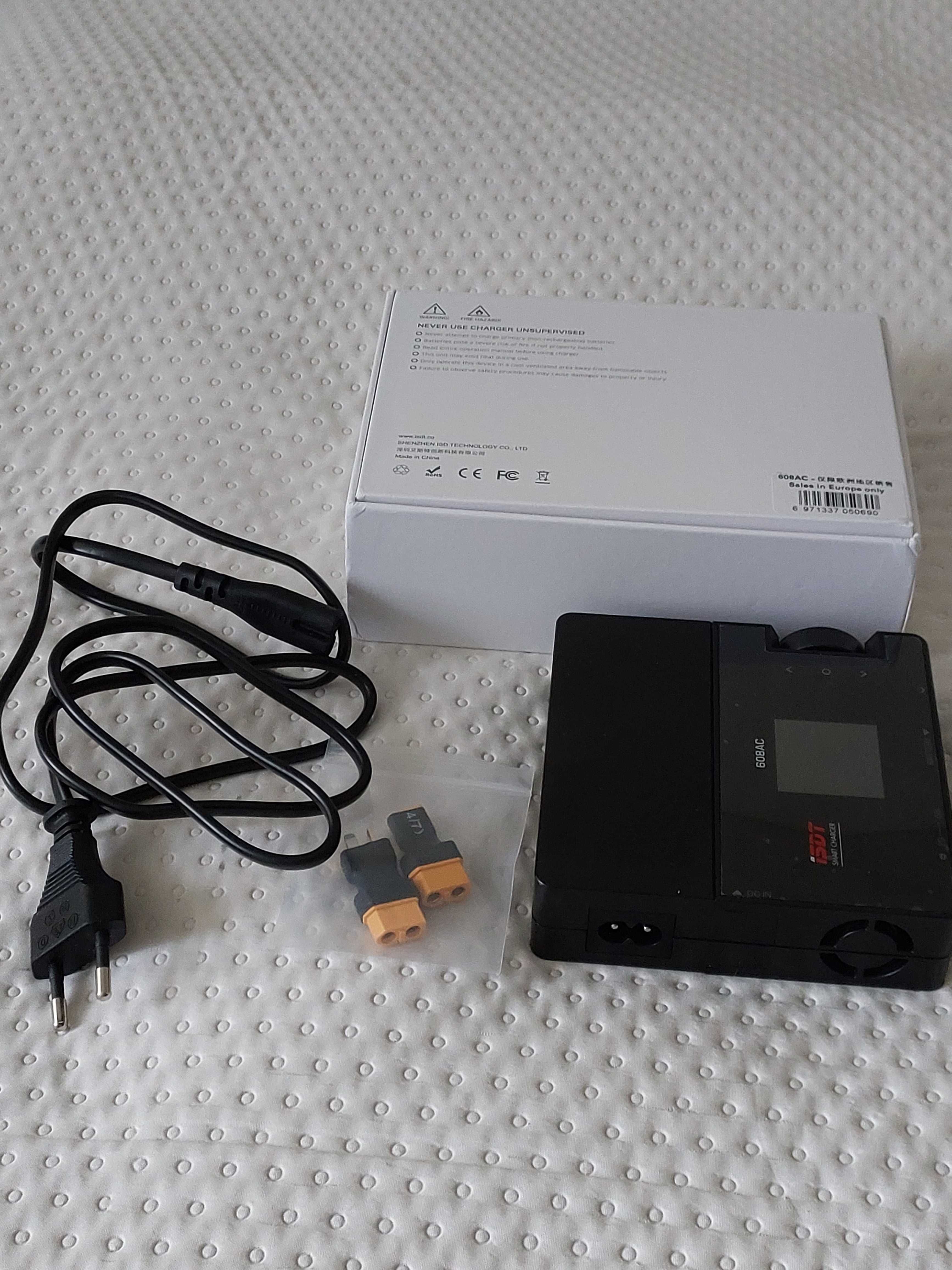 Ładowarka ISDT 608AC podwójne zasilanie AC 50W/ DC 200W