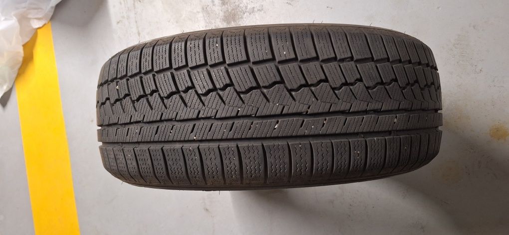 Opony zimowe Zeetex wh 1000 Dot 2022 r17/215/55