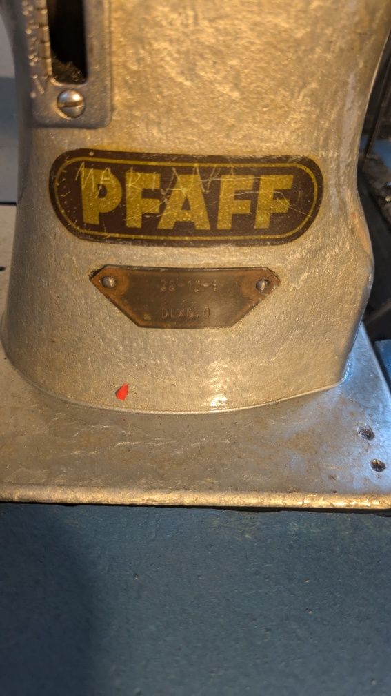 Máquina sapateiro Pfaff ponto Zig zag e a direito com ponto até 9mm