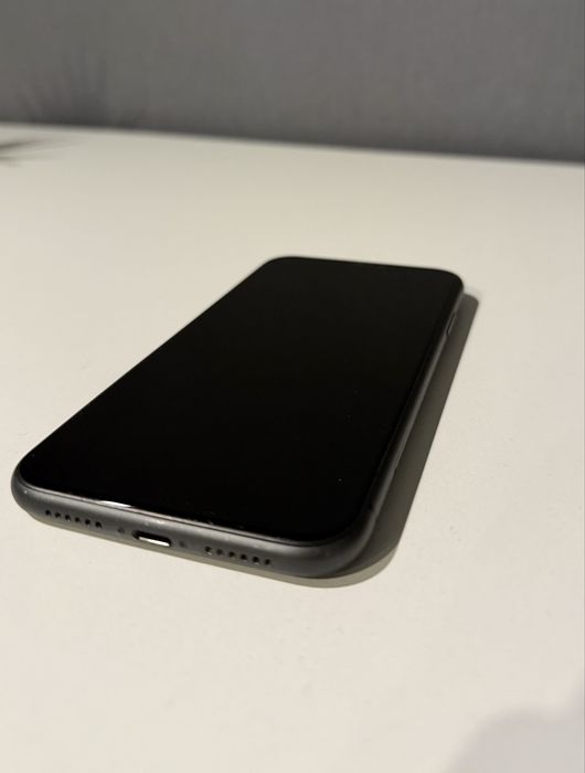 Iphone 11 64 gb czarny
