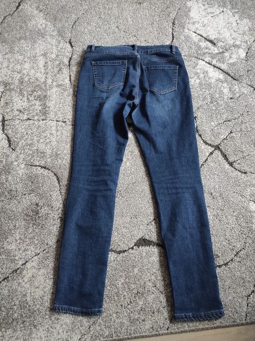 Spodnie jeansowe 42