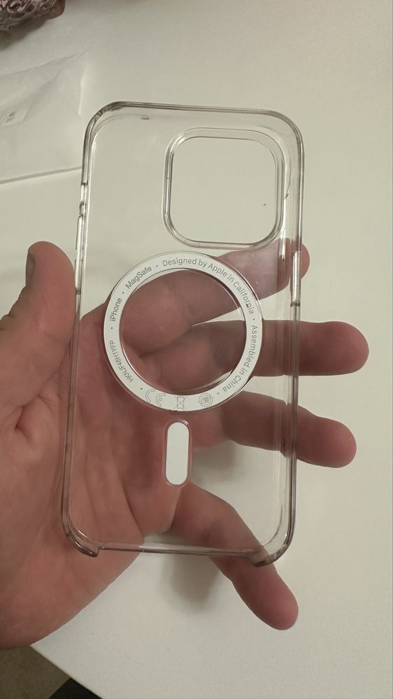 Apple Clear Case MagSafe для iPhone 14 Pro
