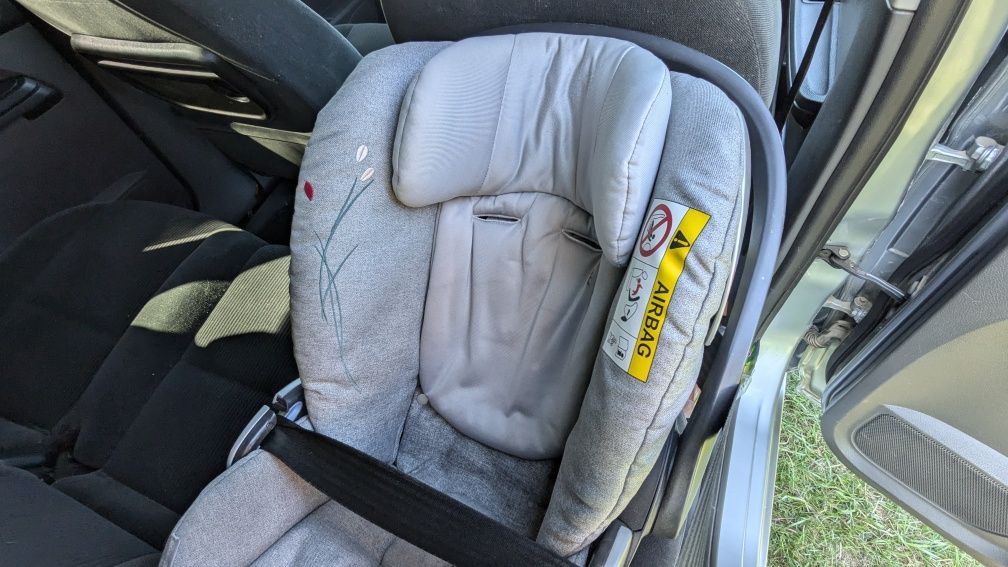Автокрісло Cybex Cloud Q