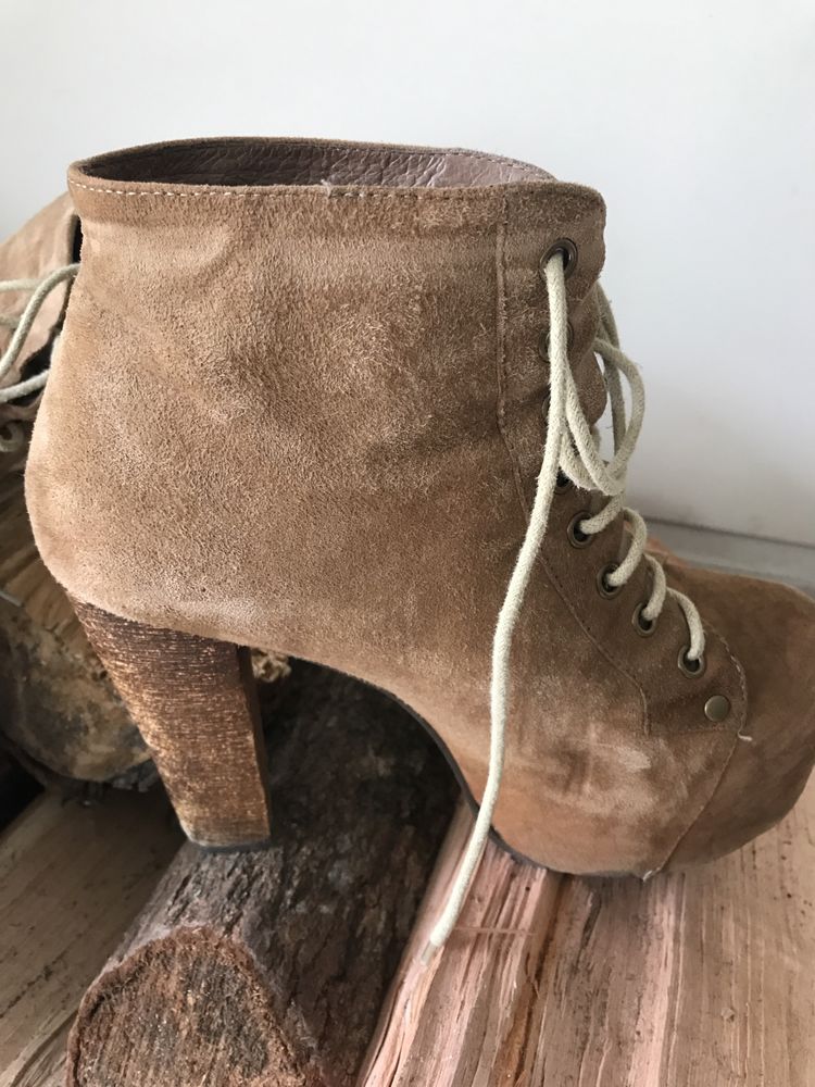 Botas jeffrey Campbell castanhas e pretas