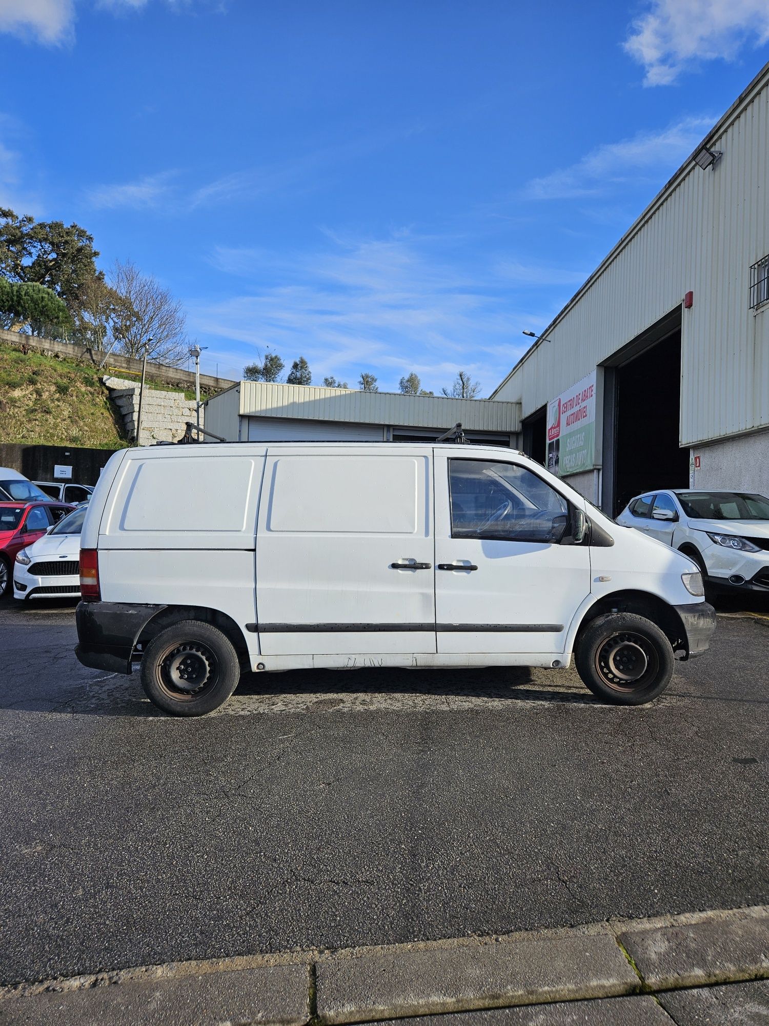 Mercedes-Benz Vito W638 108 CDi de 2000 para peças