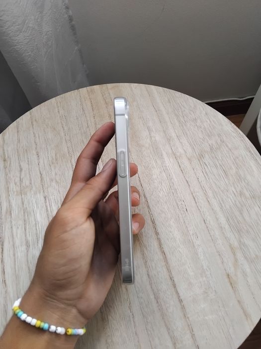 Iphone 16e bateria 100% , valor negociável