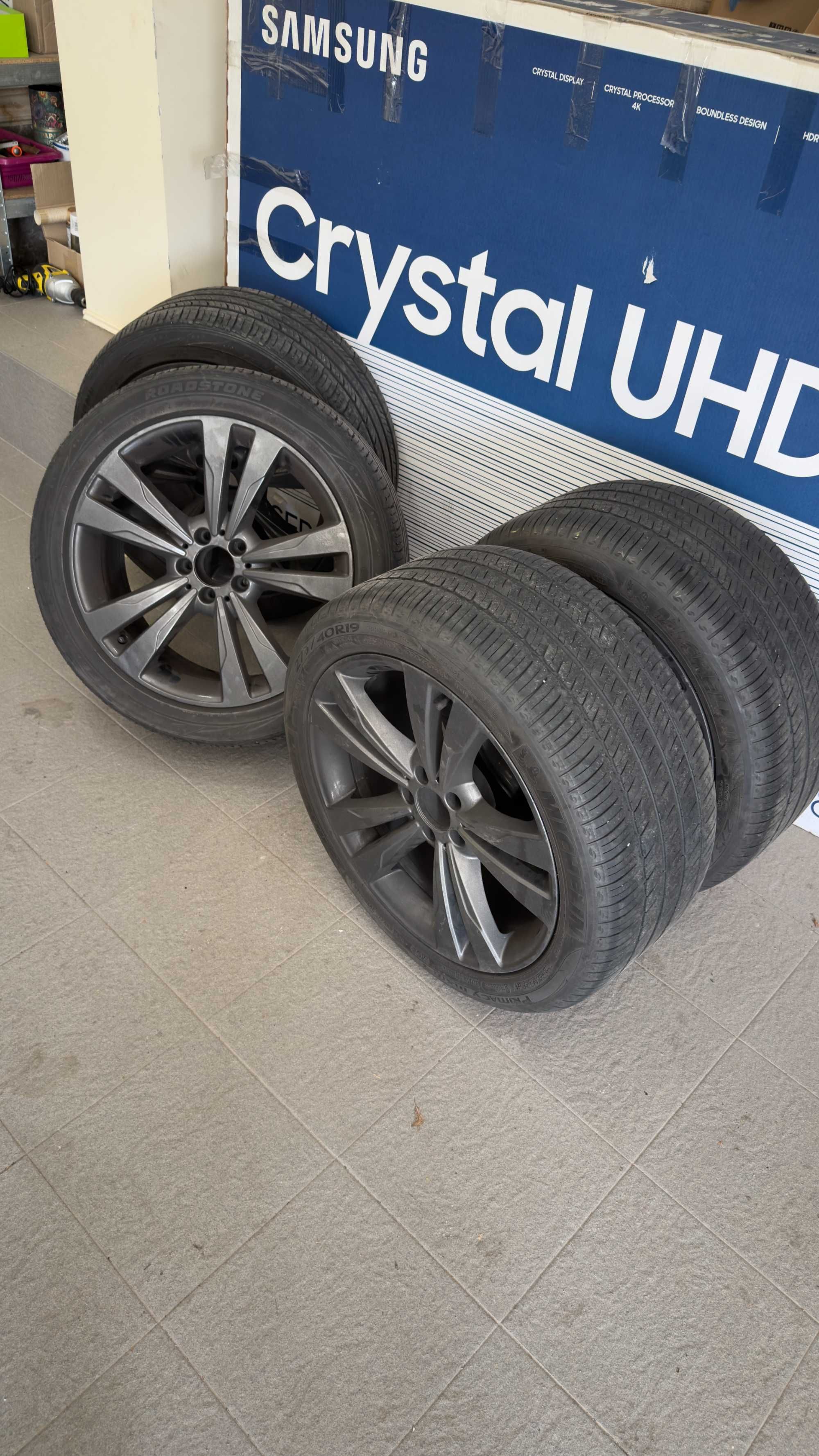 Диски Mercedes різноширокі R19 275/40  245/45 з резиною бу