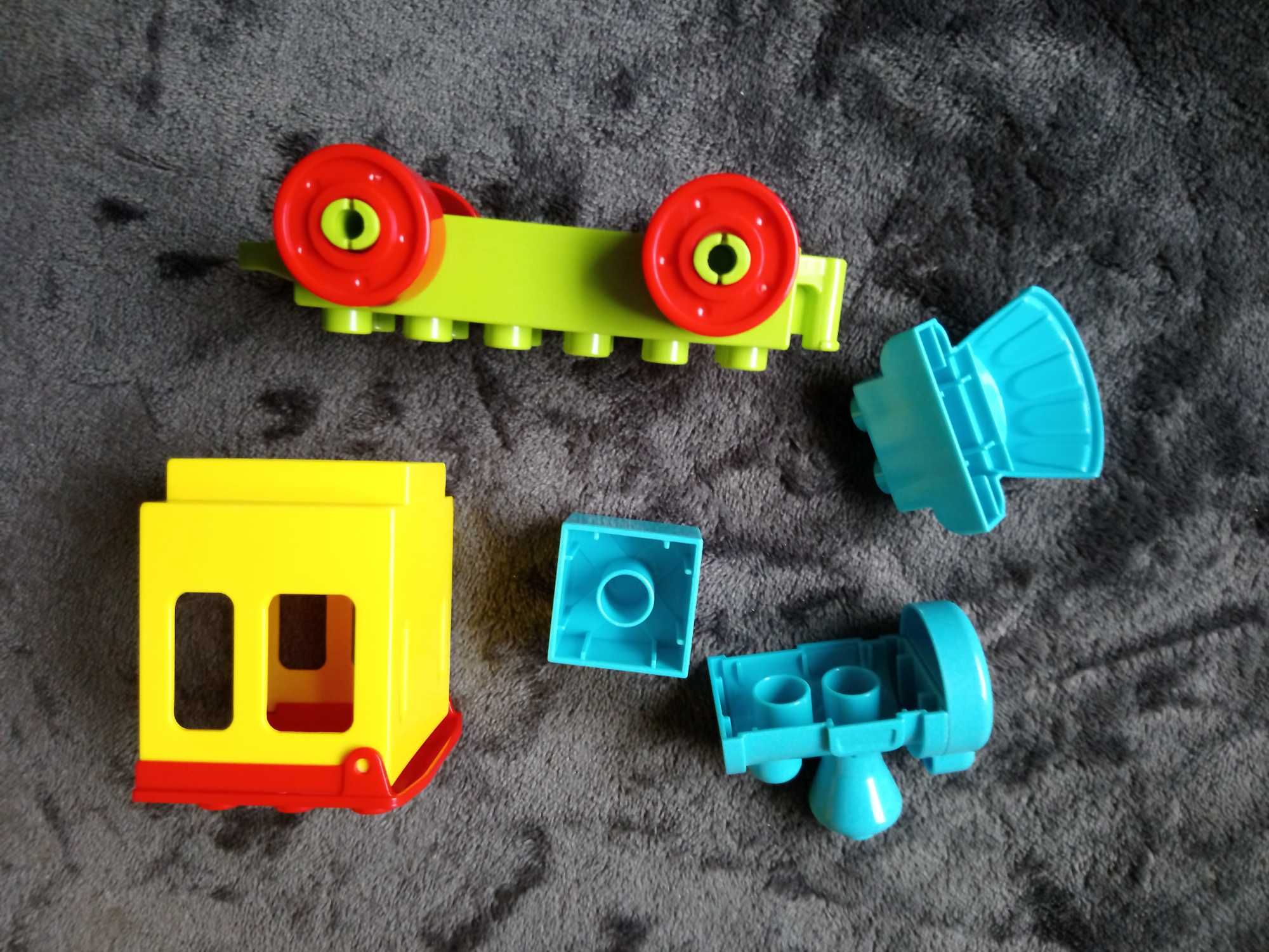 Kolejka z klockow jak Duplo