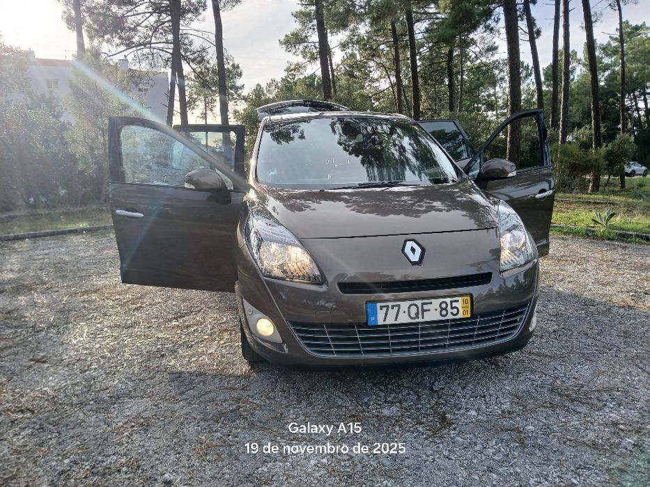 2010 RENAULT GRAND SCENIC 1.5 DCI EXTREME 110CV 7 LUGARES