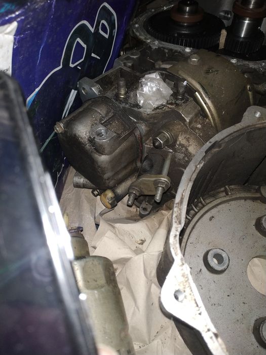 Продам запчасти для бензиновых генераторов