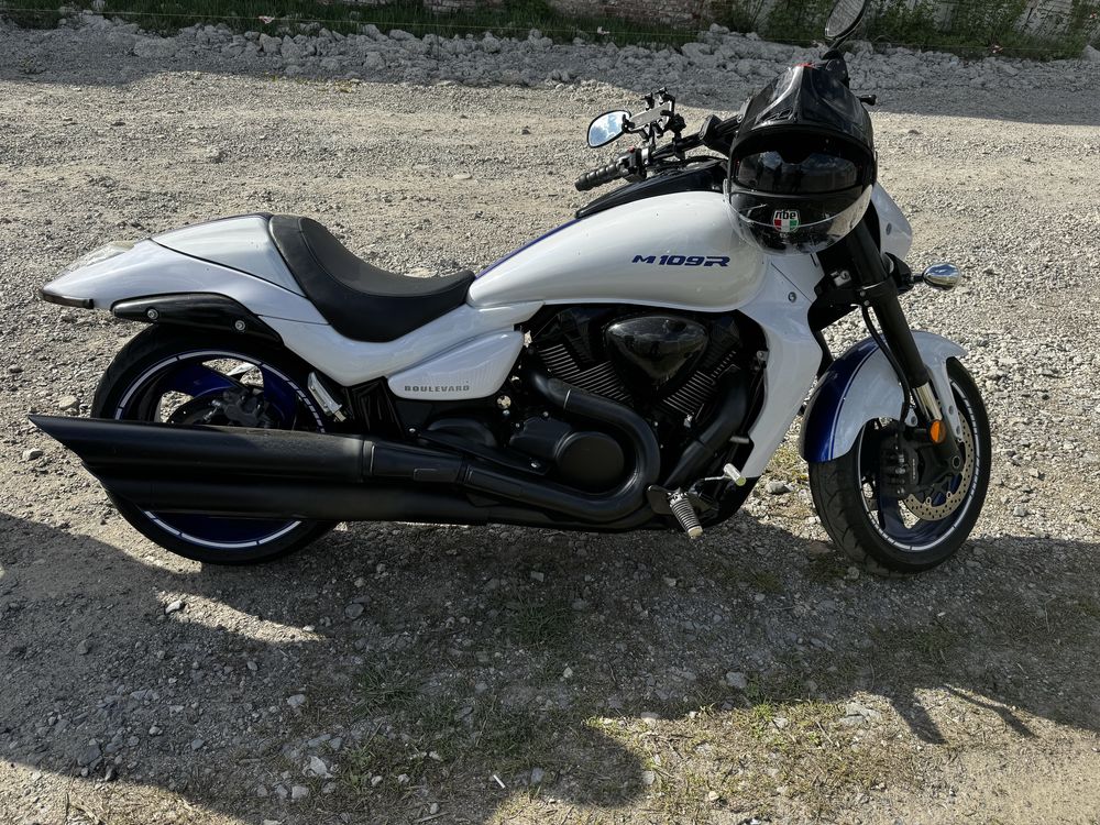 Suzuki boulevard