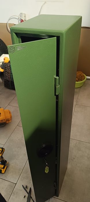 Szafa pancerna do przechowywania broni palnej i amunicji