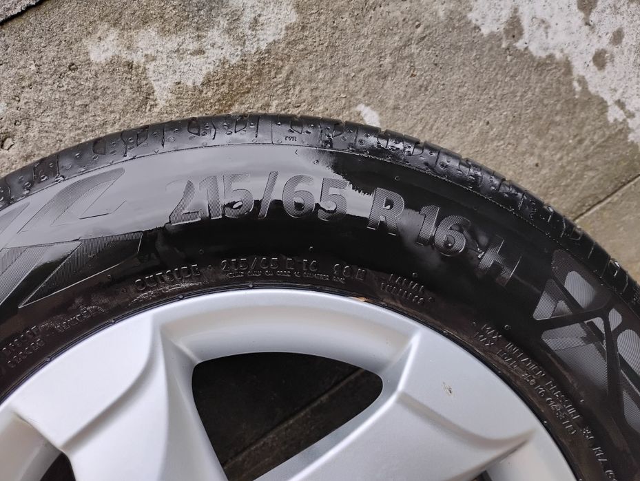Alufelgi Dacia Duster 5x114.3 Continental EcoContact 6 215/65R16