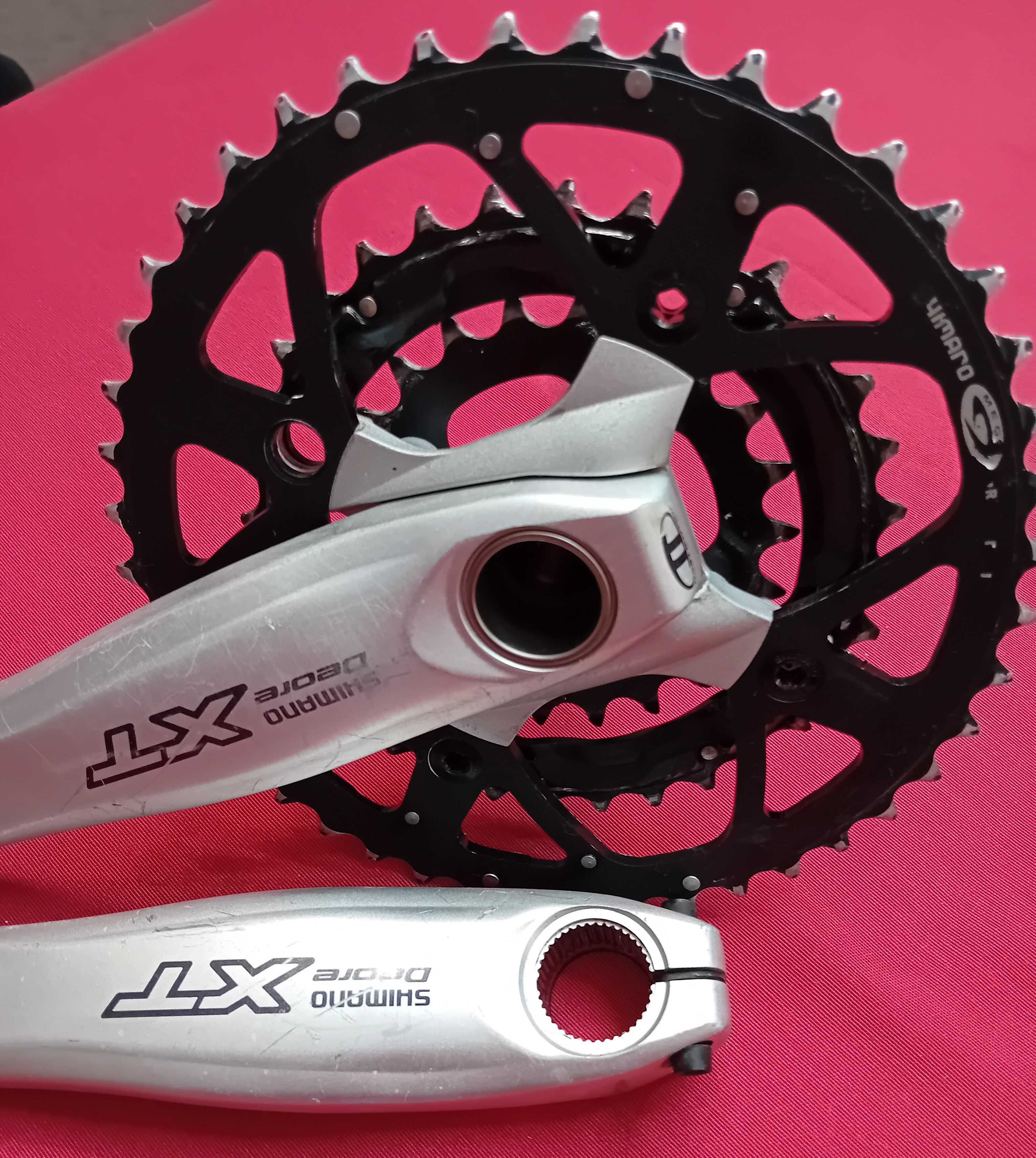 Korba Shimano Deore XT FC-M760 ,3x9, 44/32/22T prawe i lewe ramię.