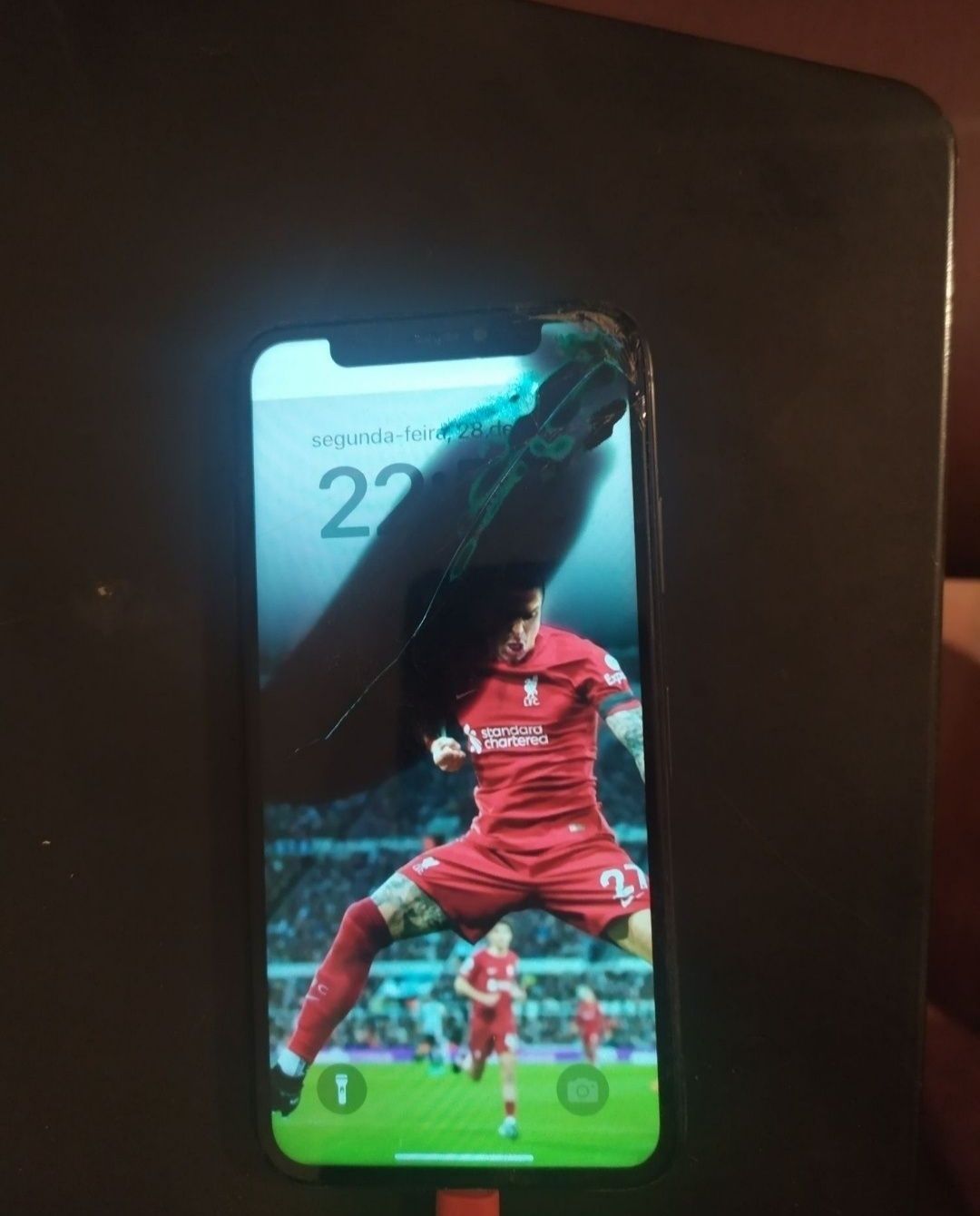 iPhone Xs danificado