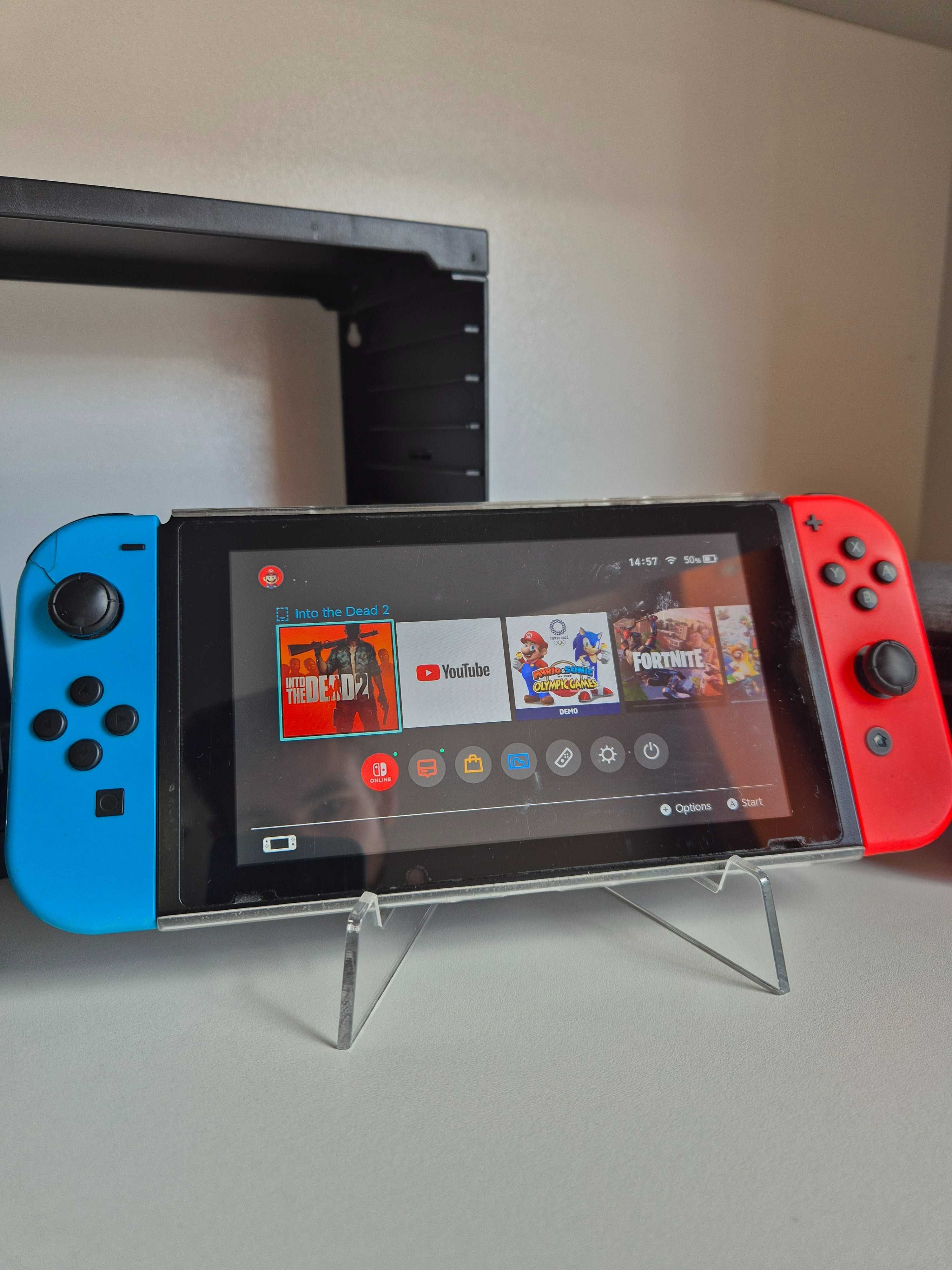 Konsola Nintendo Switch wielokolorowy + DODATKI