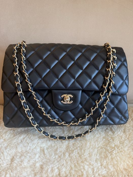 Сумка chanel 30 см.