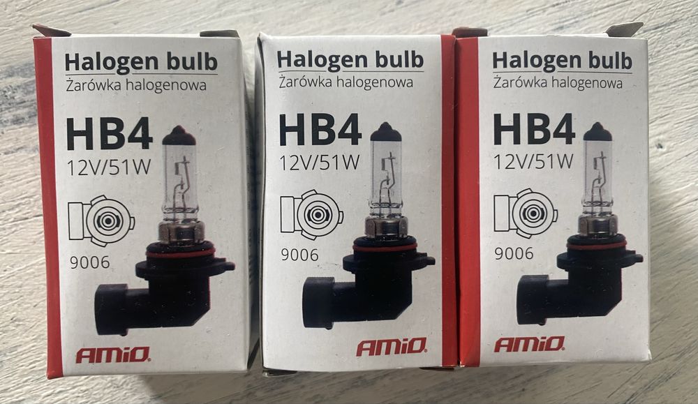 Żarówki HB4 Amio nowe 3 sztuki