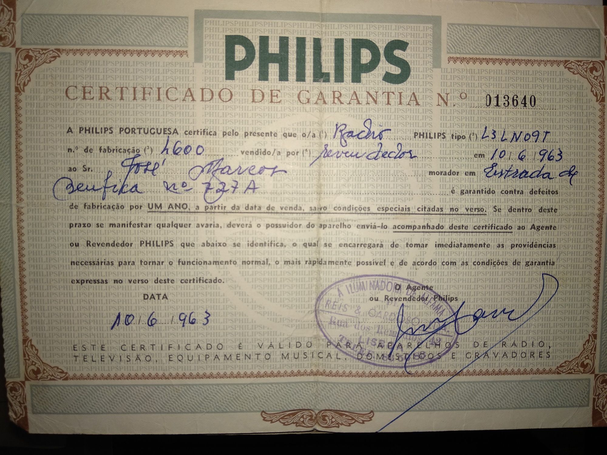 Radio Philips antigo