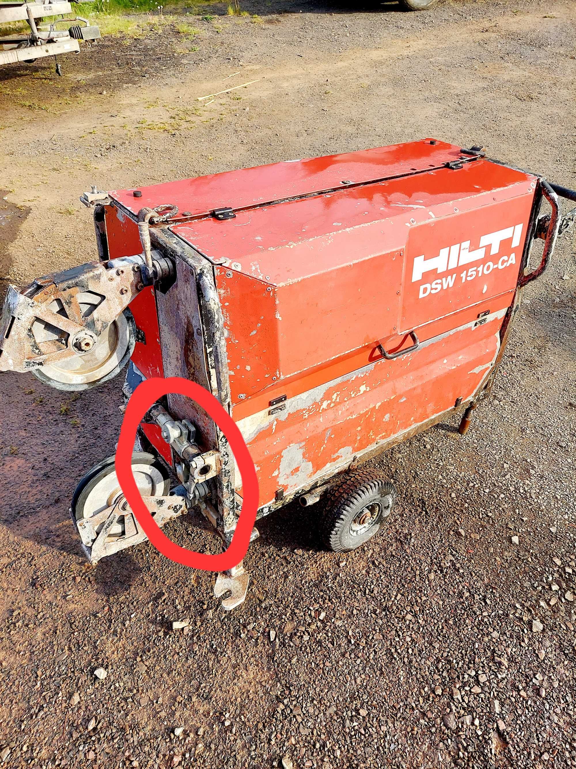 Hilti DSW 1510-CA mocowanie dolnego kółka