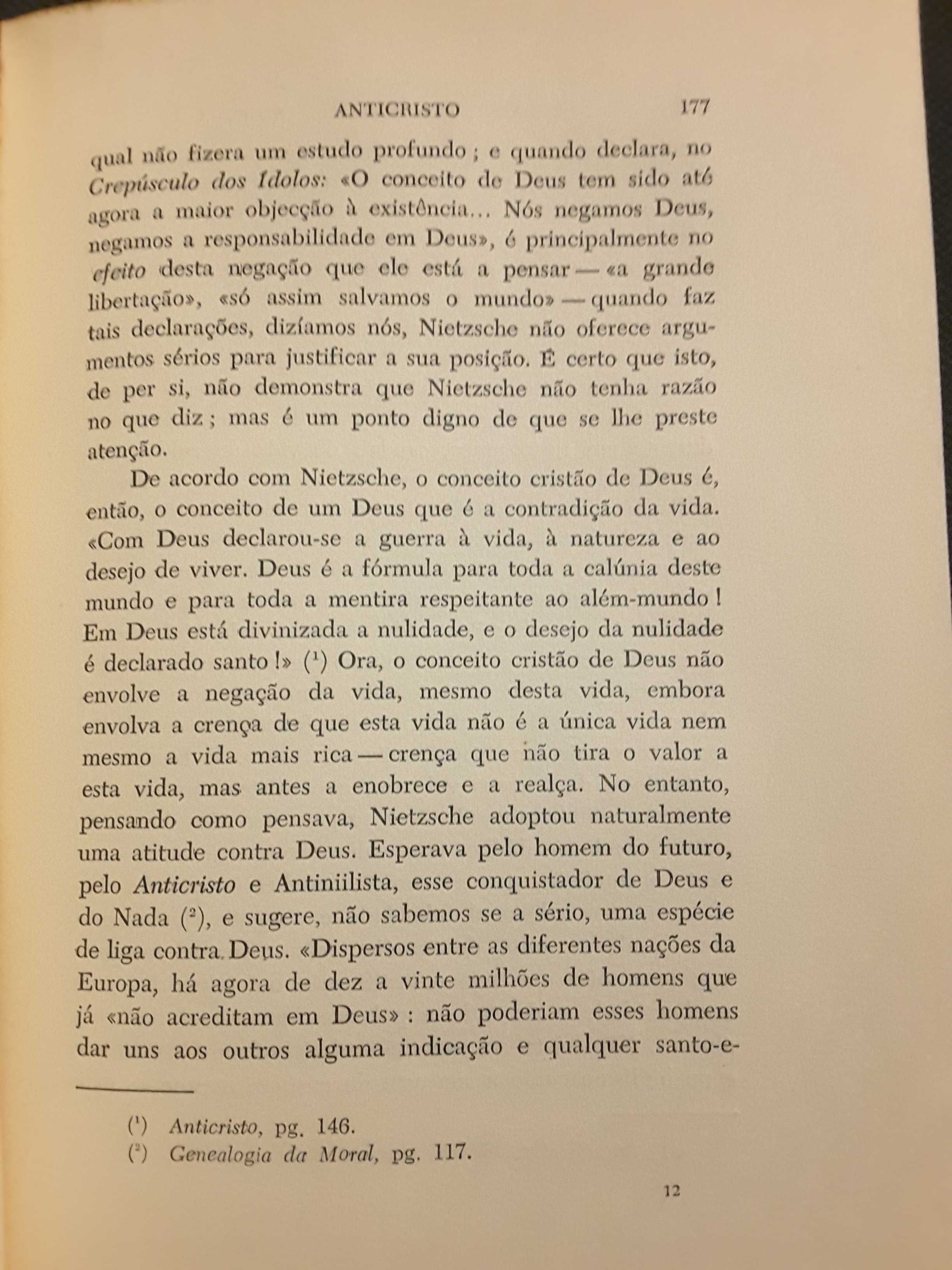 Magalhães Godinho: Humanismo / Roland Barthes/ Nietzsche