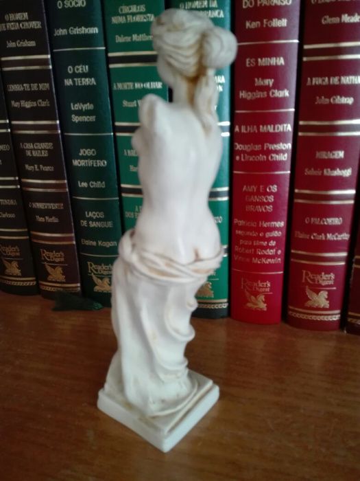 Estatueta Grega !