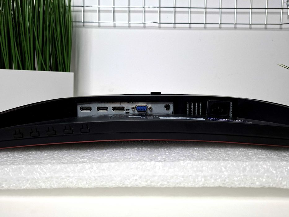Monitor LED AOC C24G1 24 " 1920 x 1080 px VA