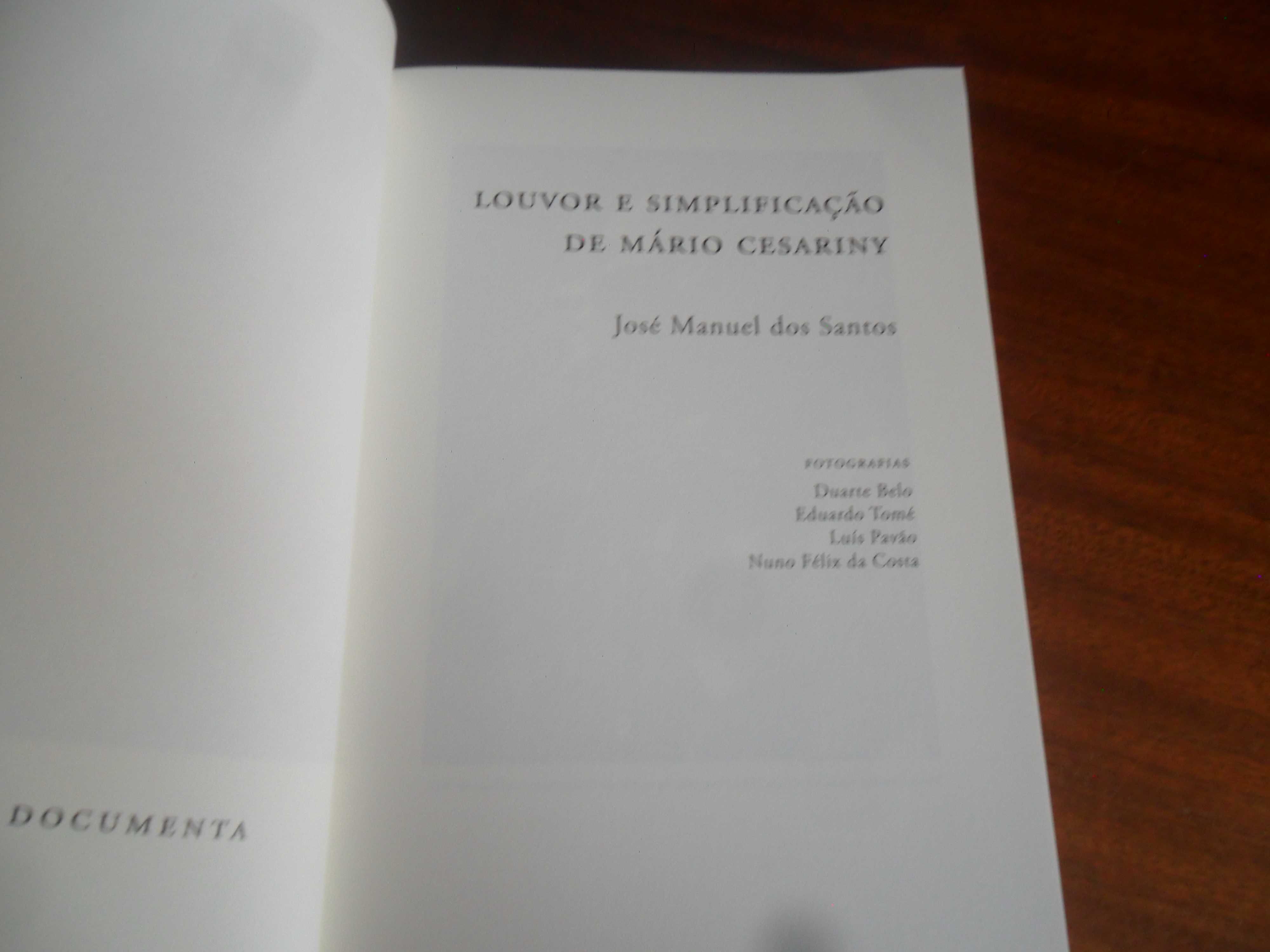 "Louvor e Simplificação de Mário Cesariny" de José Manuel dos Santos