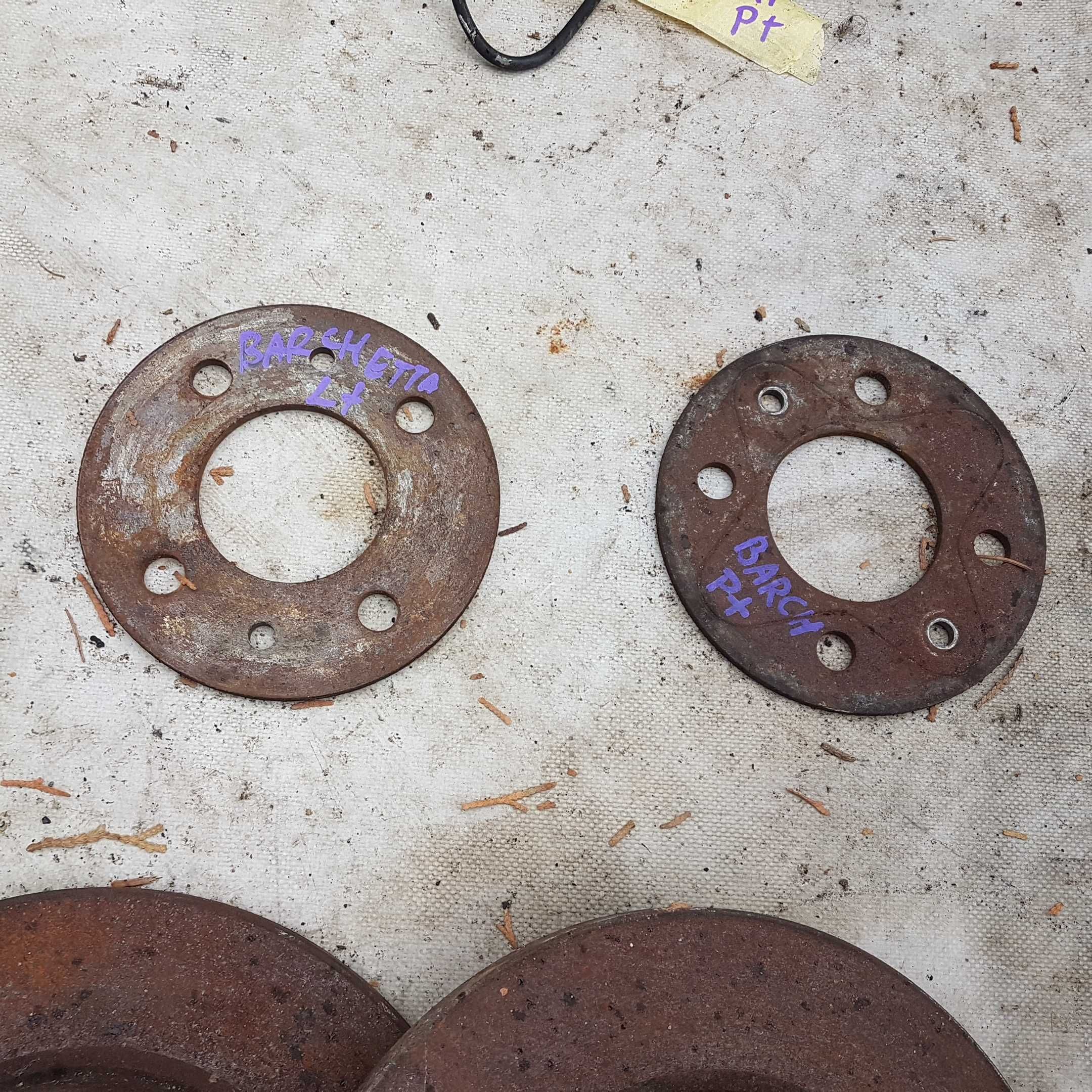 tarcza tarcze hamulcowe tył tylne fiat barchetta jak nowe 2 szt